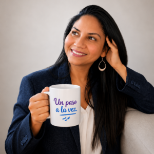 Taza Motivacional "Un Paso a la Vez" | Regalo para Ansiedad, Bienestar y Crecimiento Personal | 11oz y 15oz